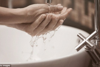 Only 12% of people wash their hands before eating - despite them being more unhygienic than a park bench or escalator rail