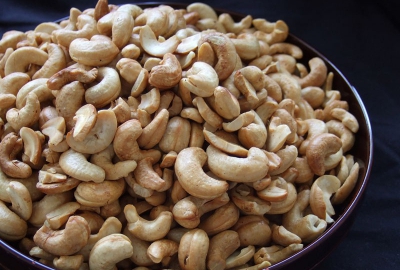 Cashew nut nutrition facts