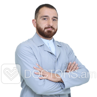 Карен  Акопян