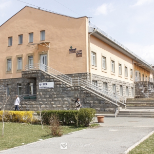 ArBeS health center
