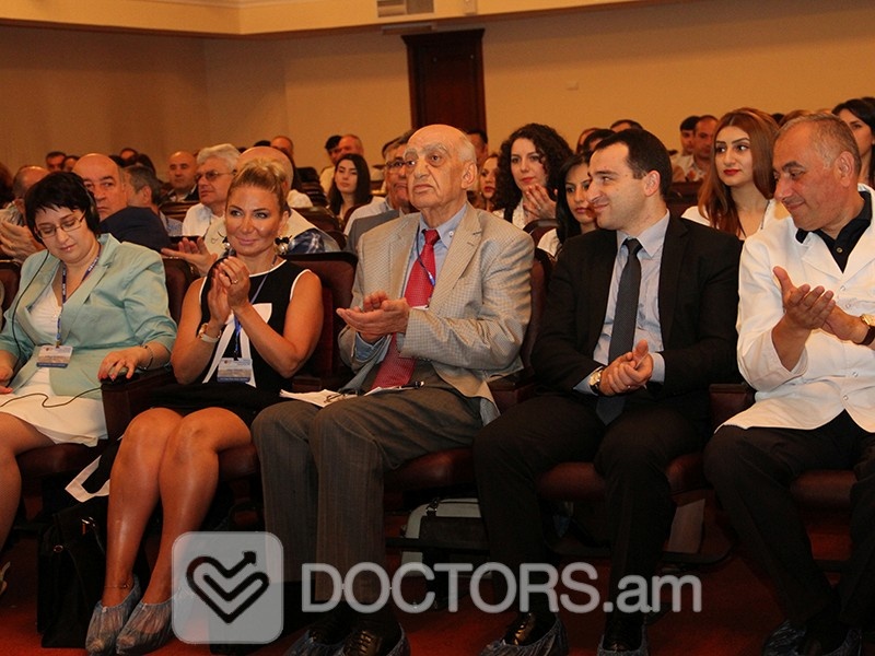 Մեկնարկեց «Երևանյան մաշկավեներաբանական ընթերցումներ» թեմայով միջազգային առաջին գիտագործնական համաժողովը